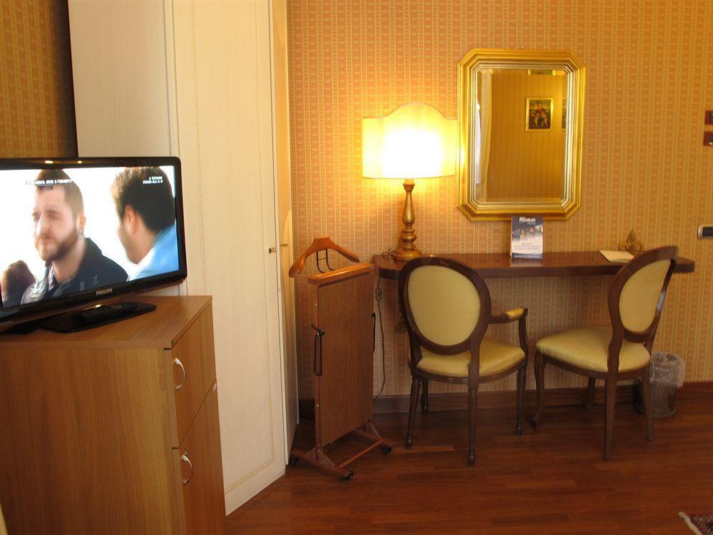 C-Hotels De Rose Palace Флоренція Екстер'єр фото
