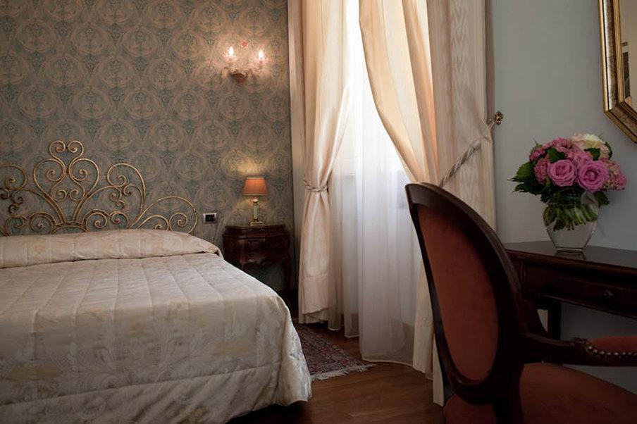 C-Hotels De Rose Palace Флоренція Екстер'єр фото